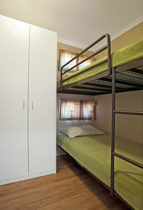 Captain Cook Holiday Village 1770 - Holiday Find 19