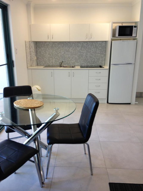 Chez Noosa Resort Motel - Holiday Find 15