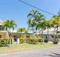 Sails On Horseshoe - Holiday Find