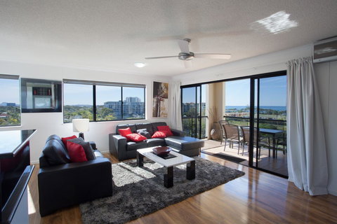 The Mirage Resort Alexandra Headland - Holiday Find 15