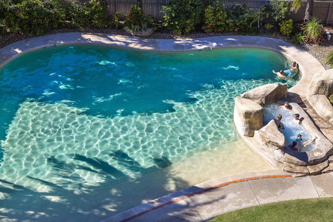 The Mirage Resort Alexandra Headland - Holiday Find 34