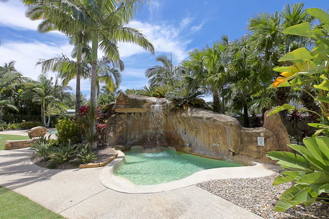 The Mirage Resort Alexandra Headland - Holiday Find 4