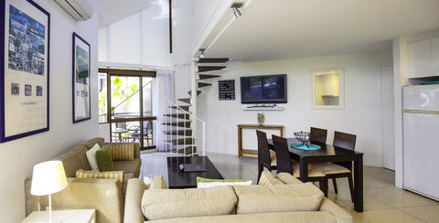Ocean Breeze Resort - Holiday Find 10