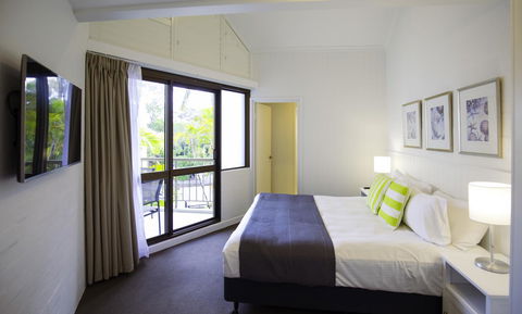 Ocean Breeze Resort - Holiday Find 30