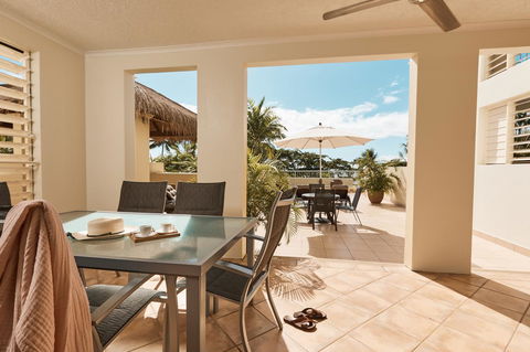 Sea Change Beachfront Apartments - Holiday Find 10