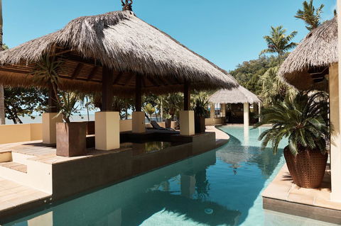 Sea Change Beachfront Apartments - Holiday Find 12
