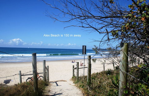 Alex Beach Cabins And Tourist Park - Holiday Find 16