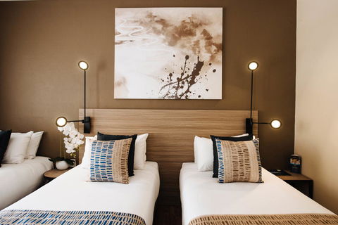 Mantra Club Croc - Holiday Find 21