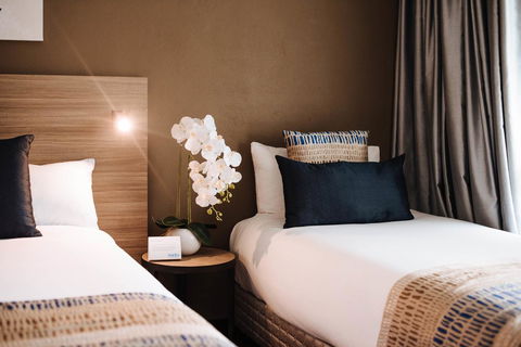 Mantra Club Croc - Holiday Find 25