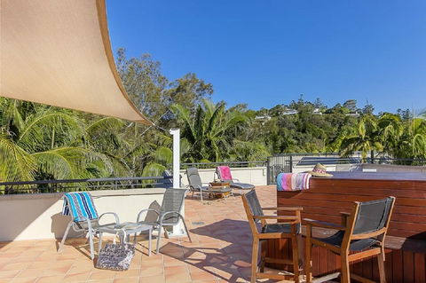 Emerald Noosa - Holiday Find 18