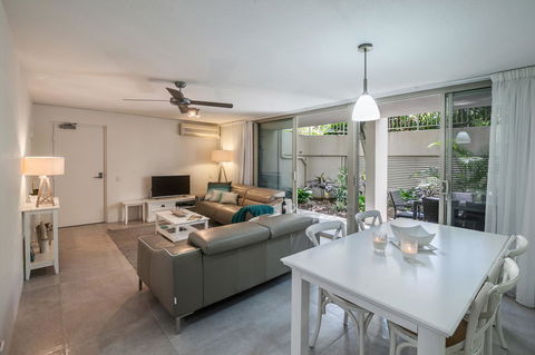 Noosa Harbour Resort - Holiday Find 16