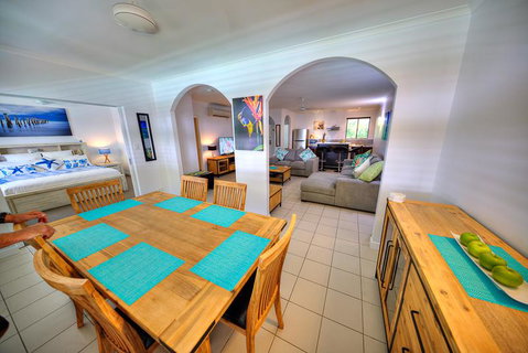Mango Lagoon Sunbird Retreat - Holiday Find 10