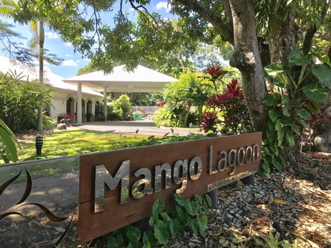 Mango Lagoon Sunbird Retreat - Holiday Find 27
