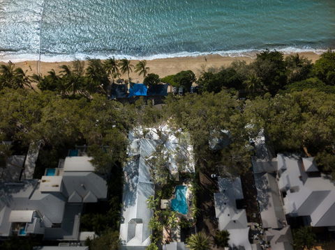 Paradise On The Beach Resort - Holiday Find 6