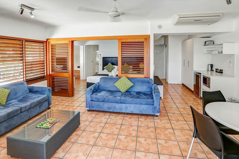 Paradise On The Beach Resort - Holiday Find 15