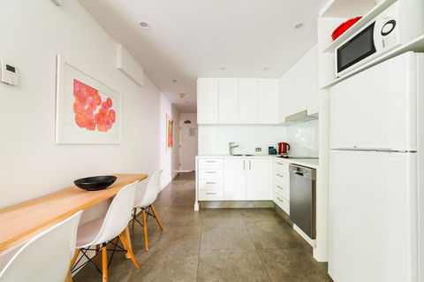 Netanya Noosa Beachfront Resort - Holiday Find 16