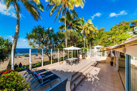 Netanya Noosa Beachfront Resort - Holiday Find 29