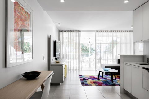 Netanya Noosa Beachfront Resort - Holiday Find 25