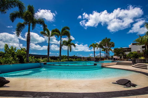 Mirage Whitsundays - Holiday Find 31