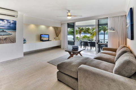 Frangipani 104 - Hamilton Island - Holiday Find 1