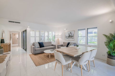 Bella Casa Noosa - Holiday Find 1
