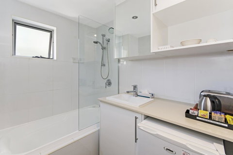 Redvue Holiday Apartments - Holiday Find 26