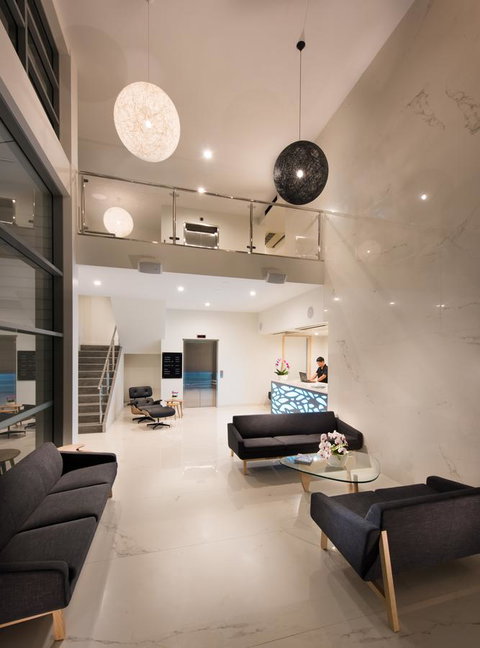 Heart Hotel And Gallery Whitsundays - Holiday Find 7