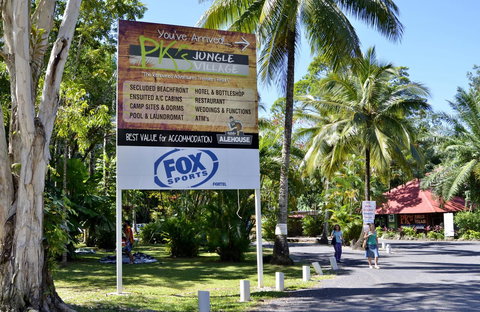 PK\'s Jungle Village - Holiday Find 30