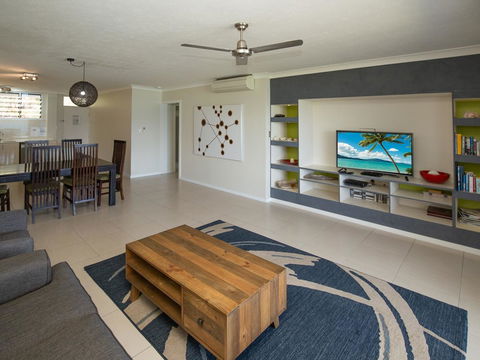 Beach Lodges - Holiday Find 13