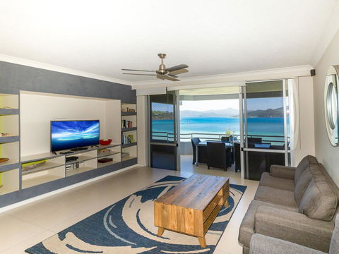Beach Lodges - Holiday Find 14