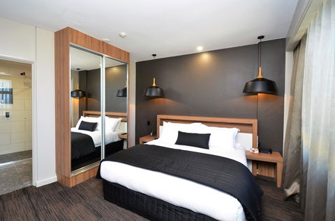 Hotel Grand Chancellor Townsville - Holiday Find 3
