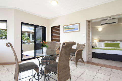 Regal Port Douglas - Holiday Find 14