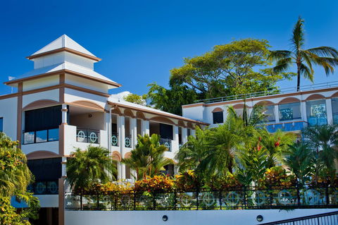Regal Port Douglas - Holiday Find 23