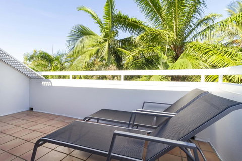 The White House Port Douglas - Holiday Find 32
