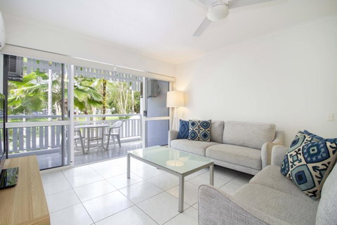 The White House Port Douglas - Holiday Find 27