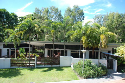 Sanctuary Palm Cove - Holiday Find 20