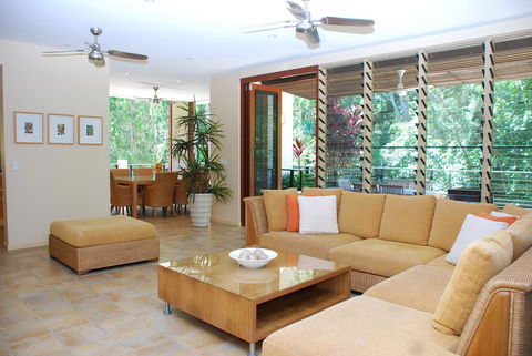 Sanctuary Palm Cove - Holiday Find 18