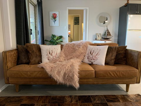 Bed & Breakfast 1 Bedroom Guest House - Holiday Find 26