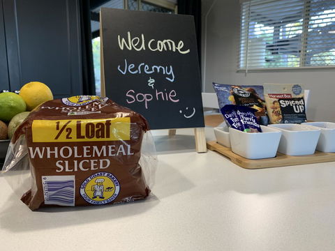 Bed & Breakfast 1 Bedroom Guest House - Holiday Find 22