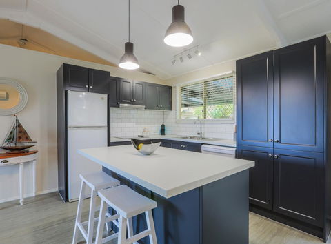 Bed & Breakfast 1 Bedroom Guest House - Holiday Find 15