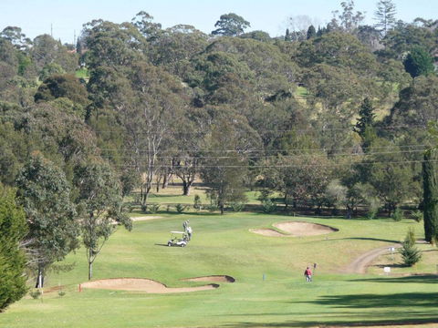 City Golf Club Motel - Holiday Find 18