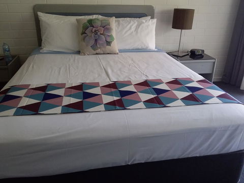 Dalby Manor Motor Inn - Holiday Find 4