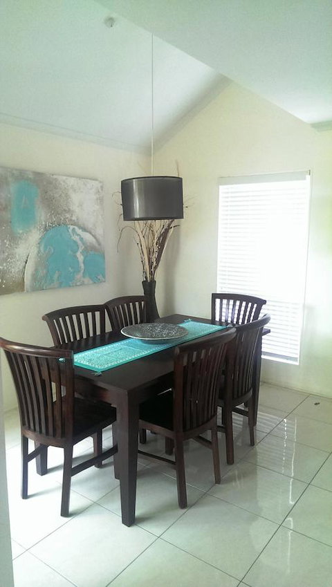 Skippers Cove Waterfront Resort - Holiday Find 8