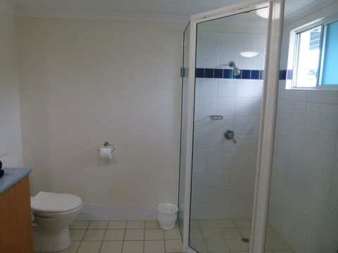 Madison Ocean Breeze Apartments - Holiday Find 35