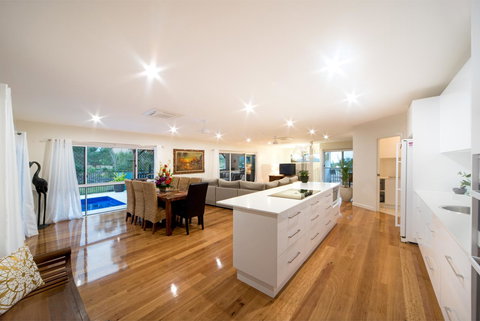 Whitsunday Luxury Homes - Holiday Find 5