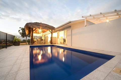 Whitsunday Luxury Homes - Holiday Find 0