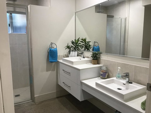 Whitsunday Luxury Homes - Holiday Find 13