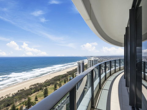 Oracle Resort Broadbeach - Gclr - Holiday Find 18