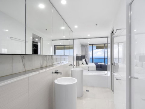 Oracle Resort Broadbeach - Gclr - Holiday Find 24