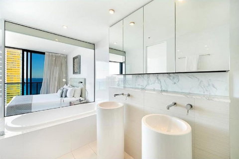 Oracle Resort Broadbeach - Gclr - Holiday Find 2